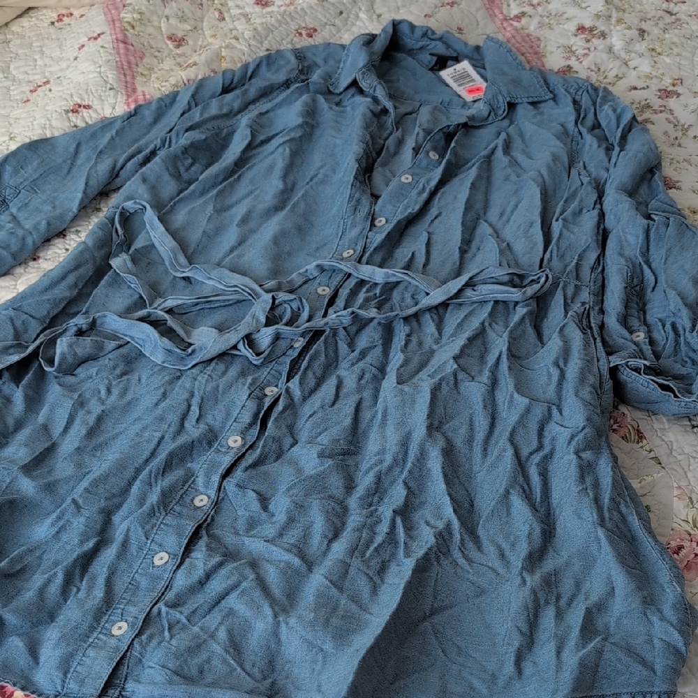 Torrid Light Blue Chambray Shirt Dress - Picture 2 of 4